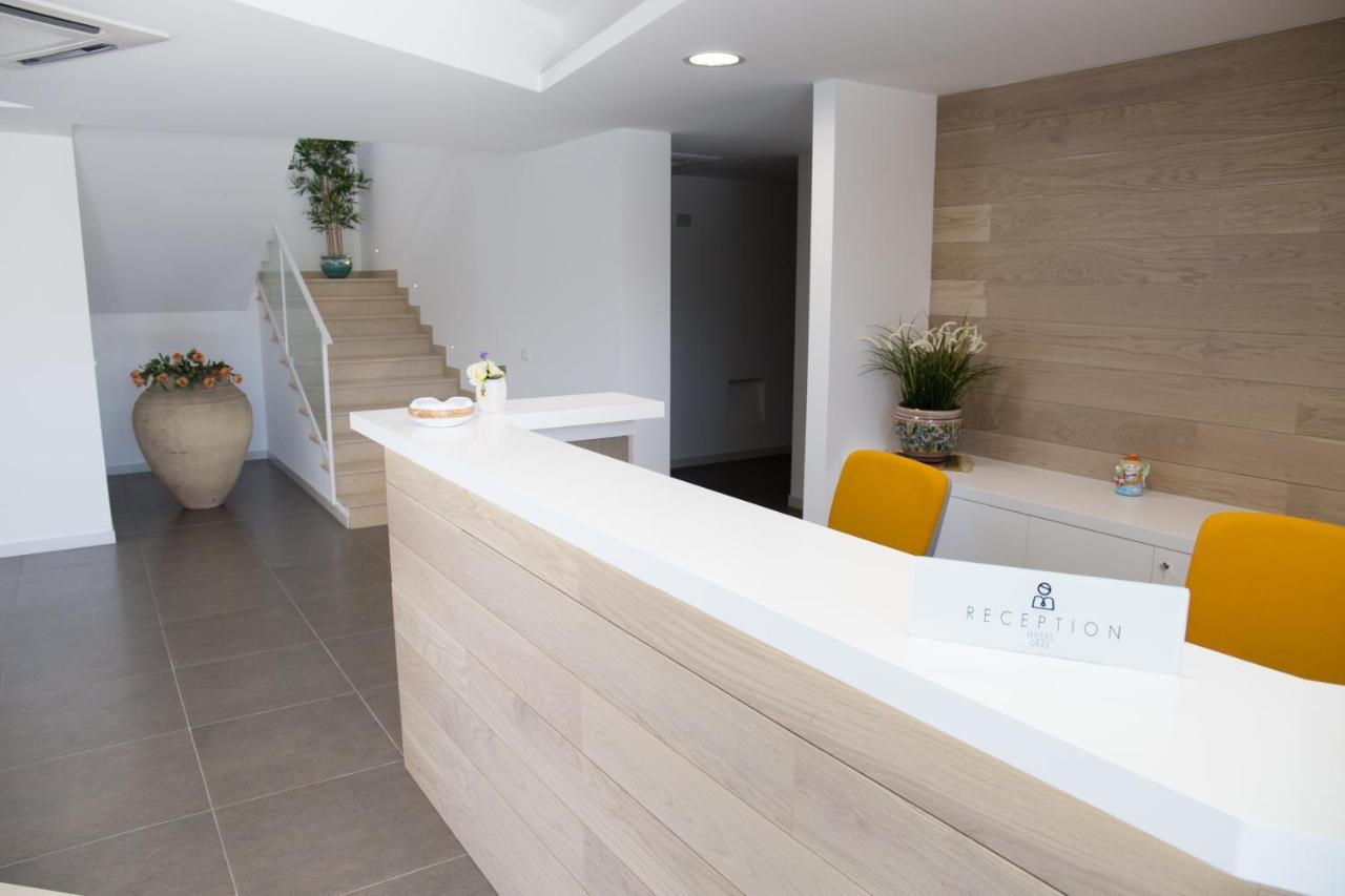 Hotel Grel Chiaramonte Gulfi Bagian luar foto